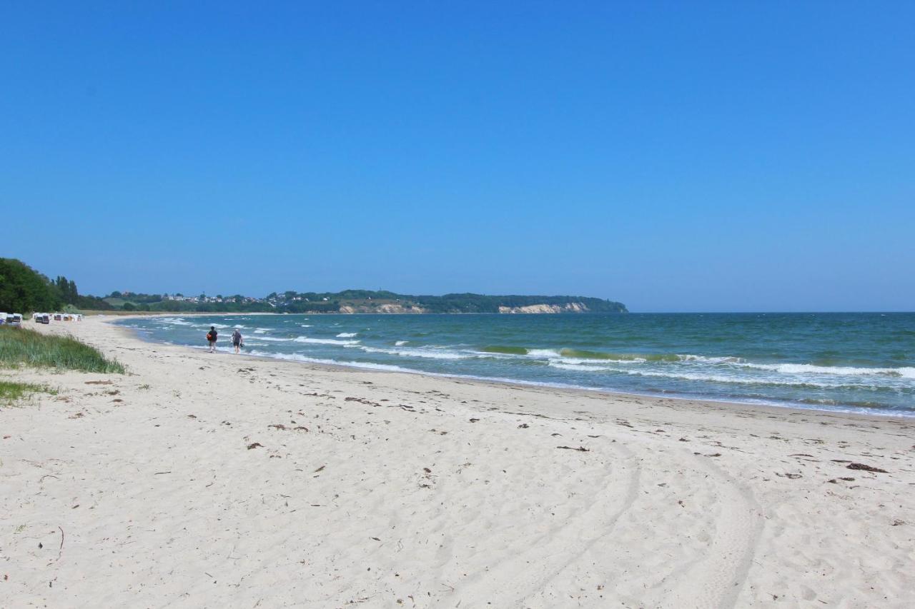 Strandnahe Fewo Mit Terrasse, Gratis Nutzung Vom Ahoi Erlebnisbad Und Sauna In Sellin - Rex Rugia Fewo 29-1 로베 외부 사진